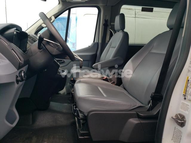 Photo 13 of 2019 FORD TRANSIT T-350 HD (VIN 1FBVU4XM2KKB12367)