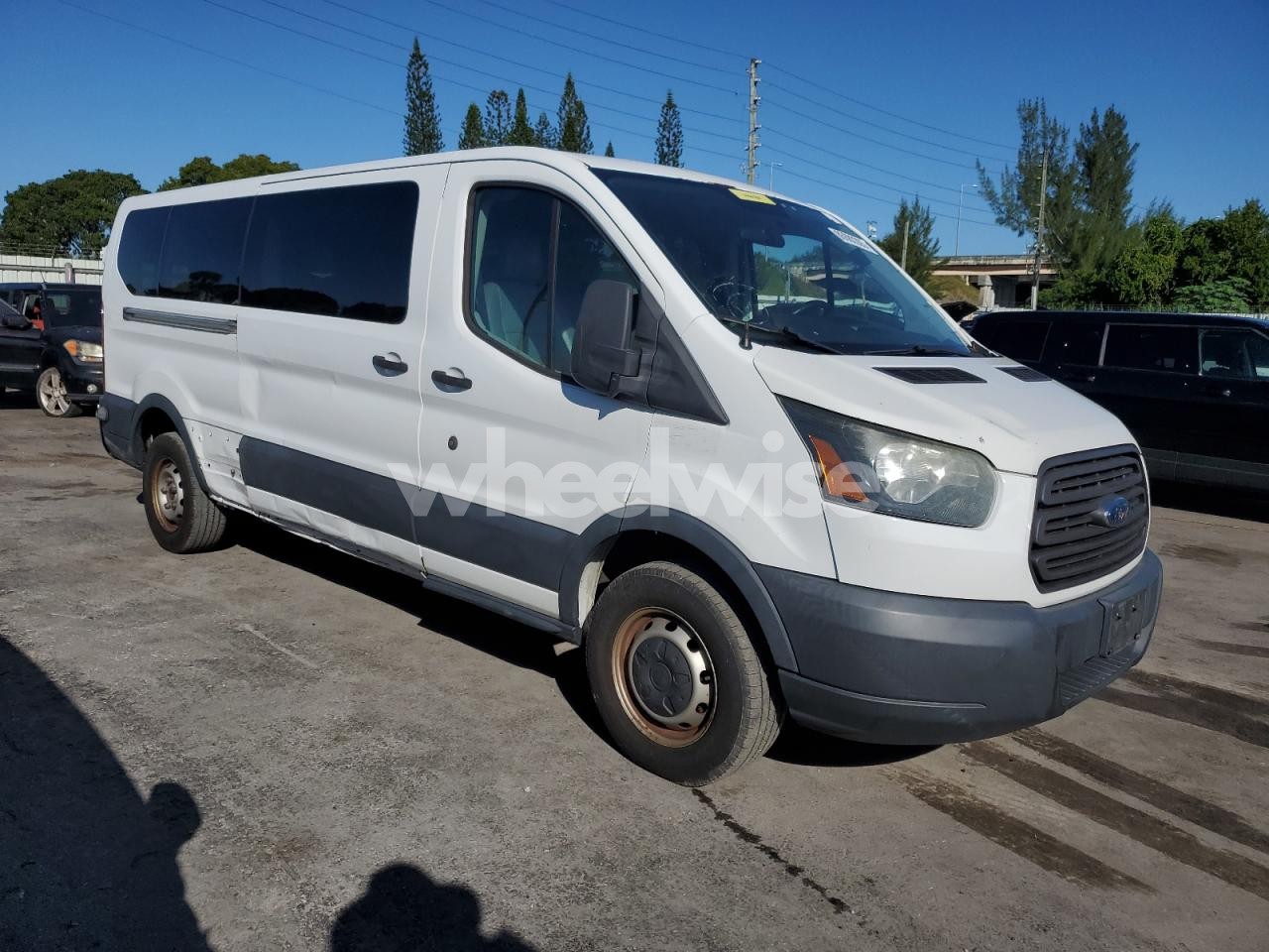 Photo 4 of 2015 FORD TRANSIT T-350 (VIN 1FBZX2YM0FKA42501)