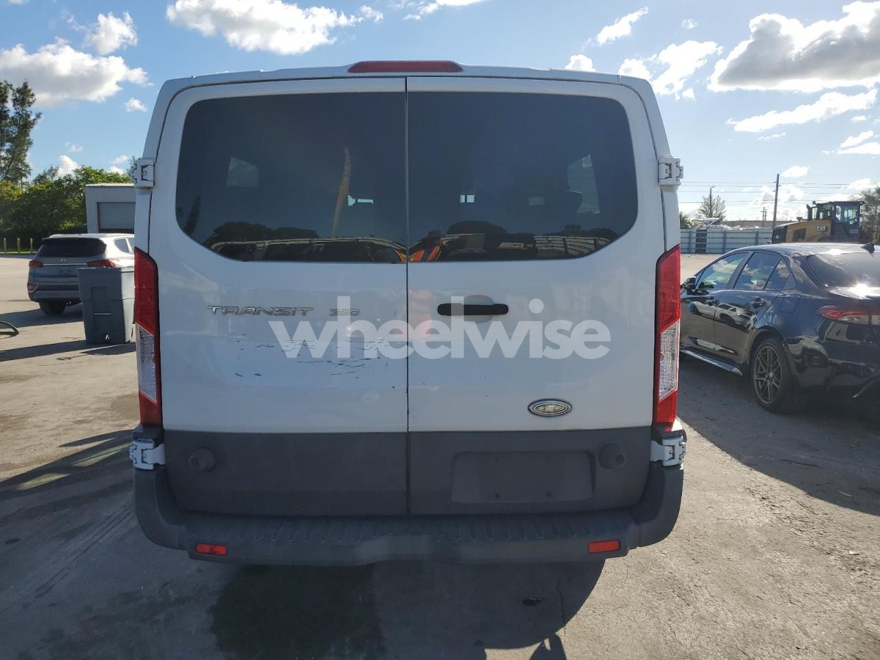 Photo 6 of 2015 FORD TRANSIT T-350 (VIN 1FBZX2YM0FKA42501)