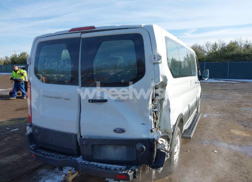 Photo 4 of 2019 Ford Transit-350 XLT (VIN 1FBZX2ZM3KKA05791)
