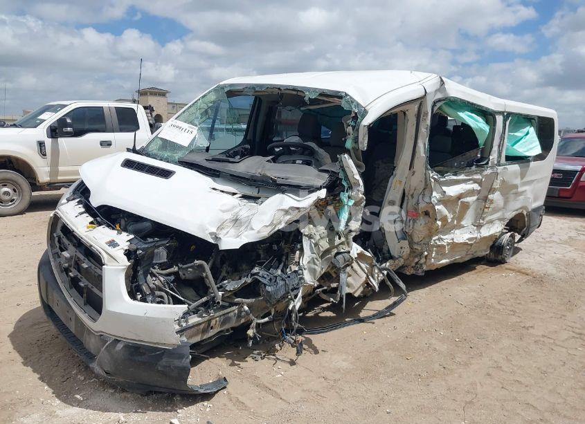 Photo 2 of 2019 Ford Transit-350 XLT (VIN 1FBZX2ZM5KKB05858)