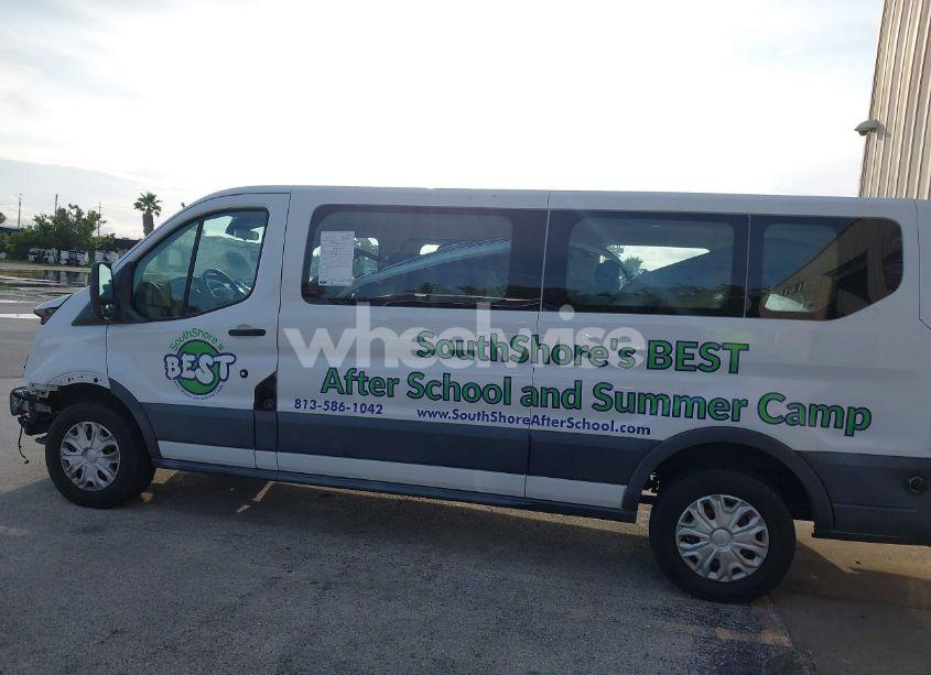 Photo 12 of 2017 Ford Transit XLT (VIN 1FBZX2ZM6HKA10816)