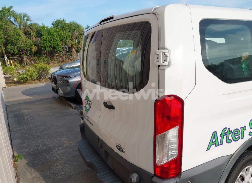 Photo 14 of 2017 Ford Transit XLT (VIN 1FBZX2ZM6HKA10816)