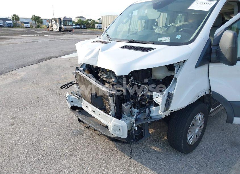 Photo 5 of 2017 Ford Transit XLT (VIN 1FBZX2ZM6HKA10816)