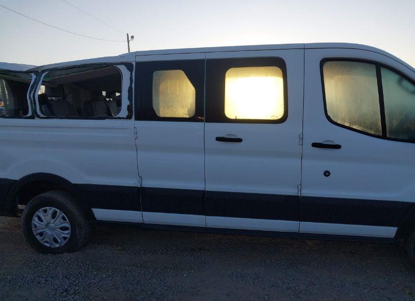 Photo 13 of 2019 Ford Transit-350 XLT (VIN 1FBZX2ZM8KKB54200)