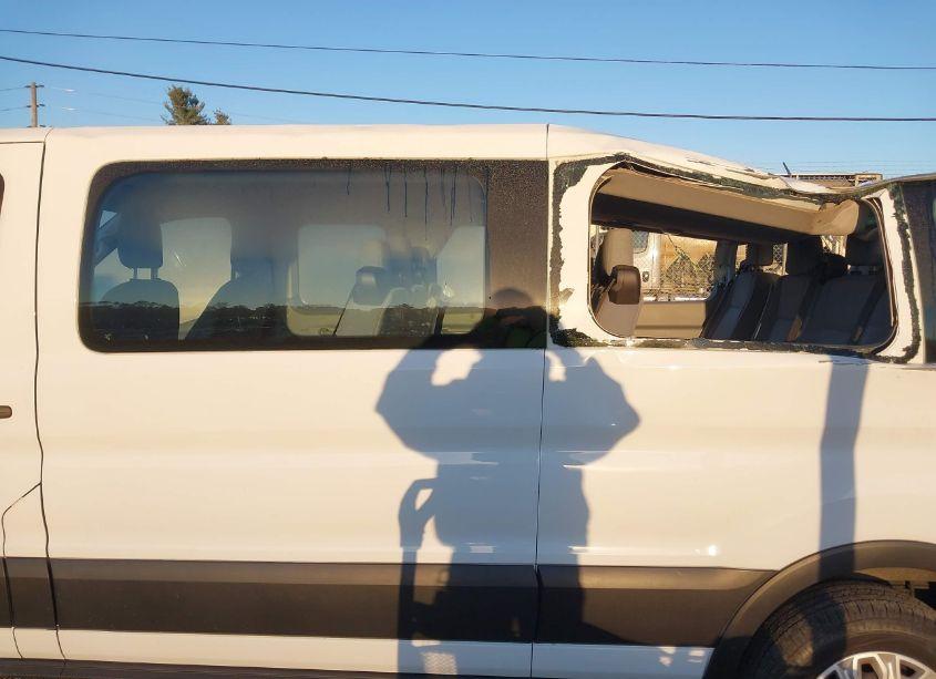 Photo 14 of 2019 Ford Transit-350 XLT (VIN 1FBZX2ZM8KKB54200)