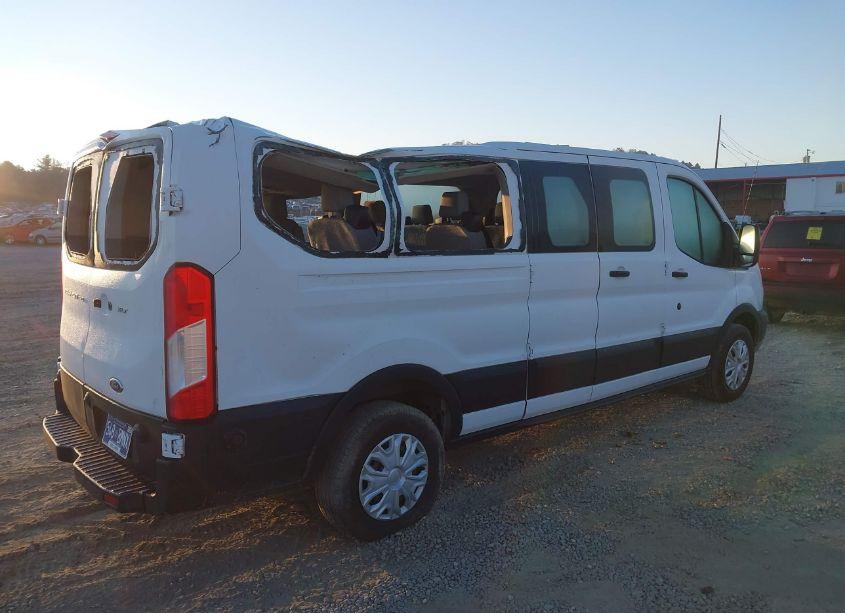 Photo 4 of 2019 Ford Transit-350 XLT (VIN 1FBZX2ZM8KKB54200)