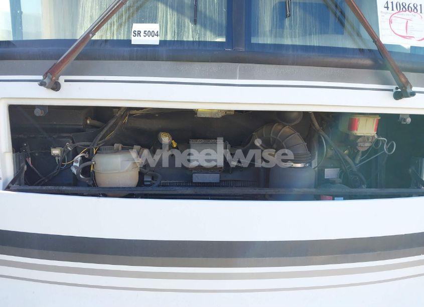 Photo 10 of 2001 Ford F550 SUPER DUTY STRIPPED CHASS (VIN 1FCNF53S310A04513)