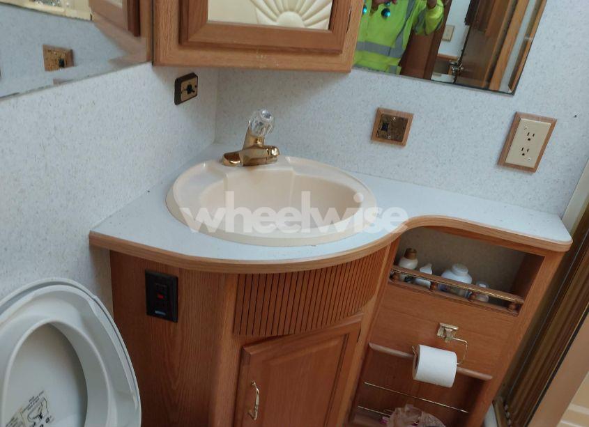 Photo 16 of 2001 Ford F550 SUPER DUTY STRIPPED CHASS (VIN 1FCNF53S310A04513)