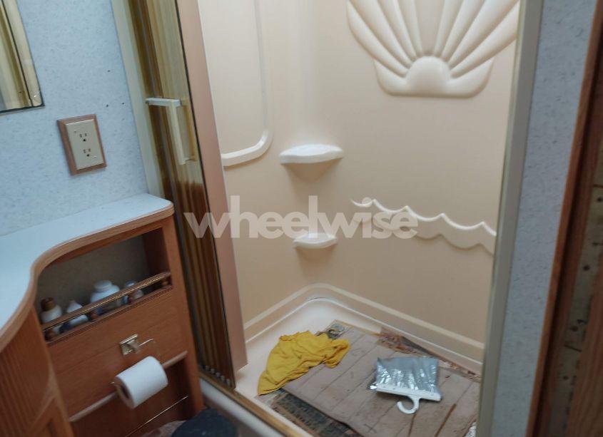 Photo 6 of 2001 Ford F550 SUPER DUTY STRIPPED CHASS (VIN 1FCNF53S310A04513)