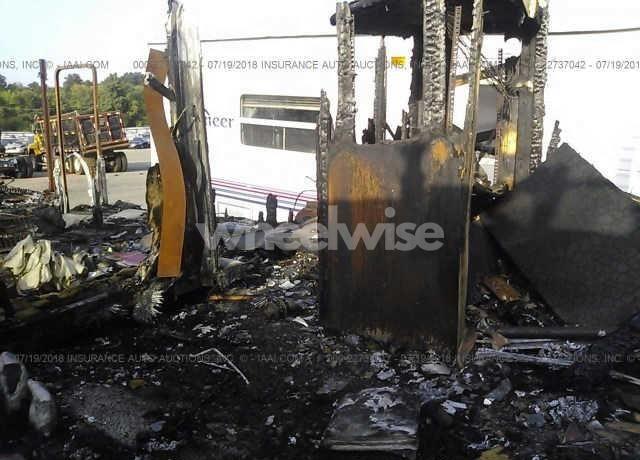 Photo 6 of 2003 Ford F550 SUPER DUTY STRIPPED CHASS (VIN 1FCNF53S330A06930)