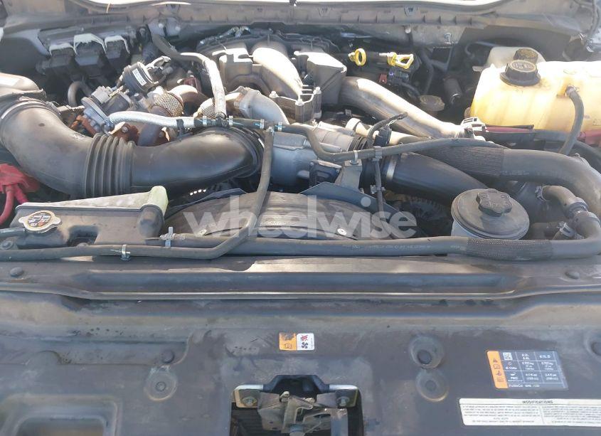 Photo 11 of 2019 Ford F-450 CHASSIS XL (VIN 1FD0W4GT1KEF89860)