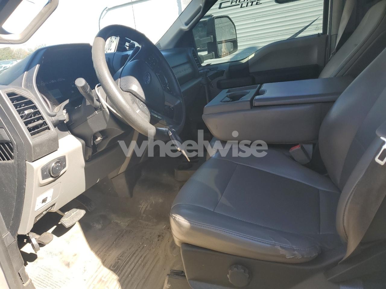 Photo 7 of 2019 FORD F450 SUPER DUTY UTILITY / SERVICE TRUCK (VIN 1FD0W4HT2KEC46716)