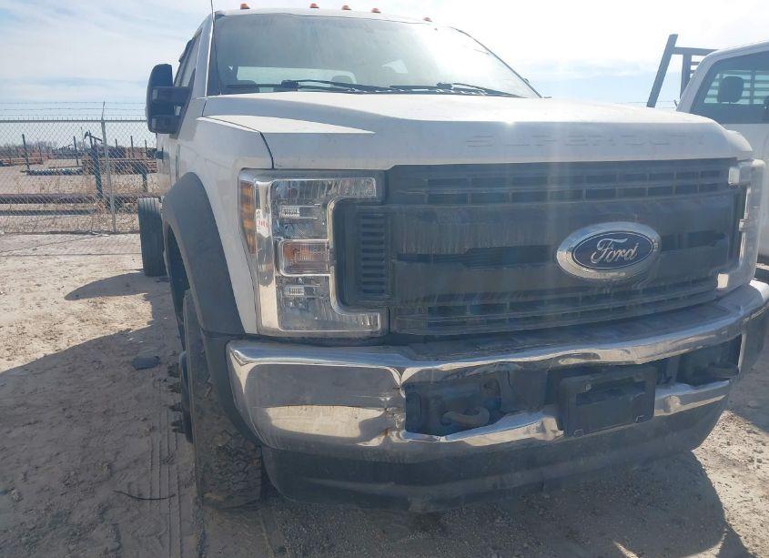Photo 11 of 2019 Ford F-450 CHASSIS XL (VIN 1FD0W4HT7KEC47215)