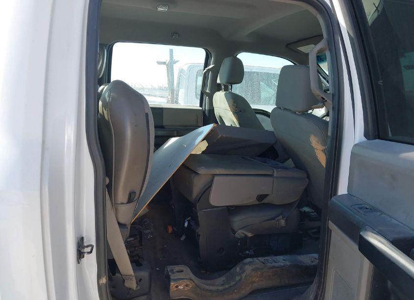 Photo 6 of 2019 Ford F-450 CHASSIS XL (VIN 1FD0W4HT7KEC47215)