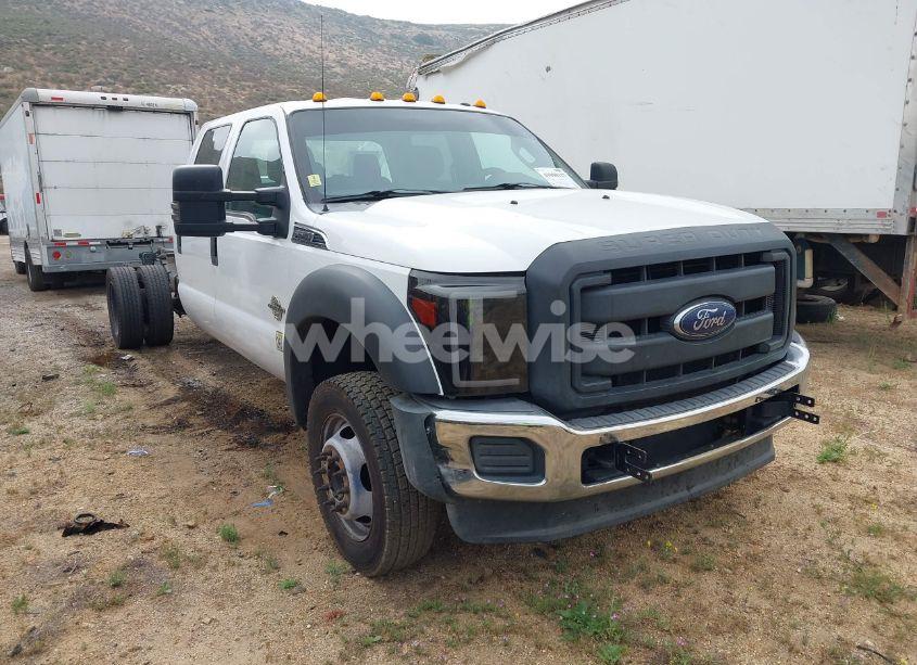 2016 Ford F-550 CHASSIS XLT (VIN 1FD0W5HT0GEA65983) main photo
