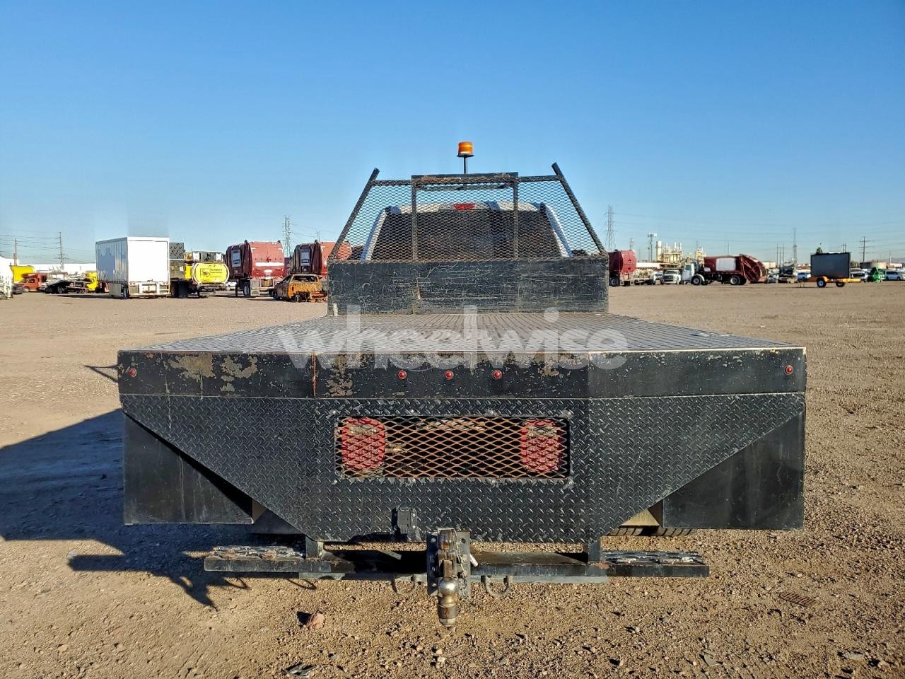 Photo 6 of 2018 FORD F550 FLATBED TRUCK (VIN 1FD0W5HT0JEB43055)