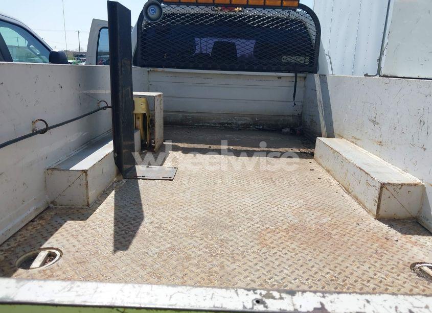 Photo 6 of 2015 Ford F-550 CHASSIS XL (VIN 1FD0W5HTXFEC65722)