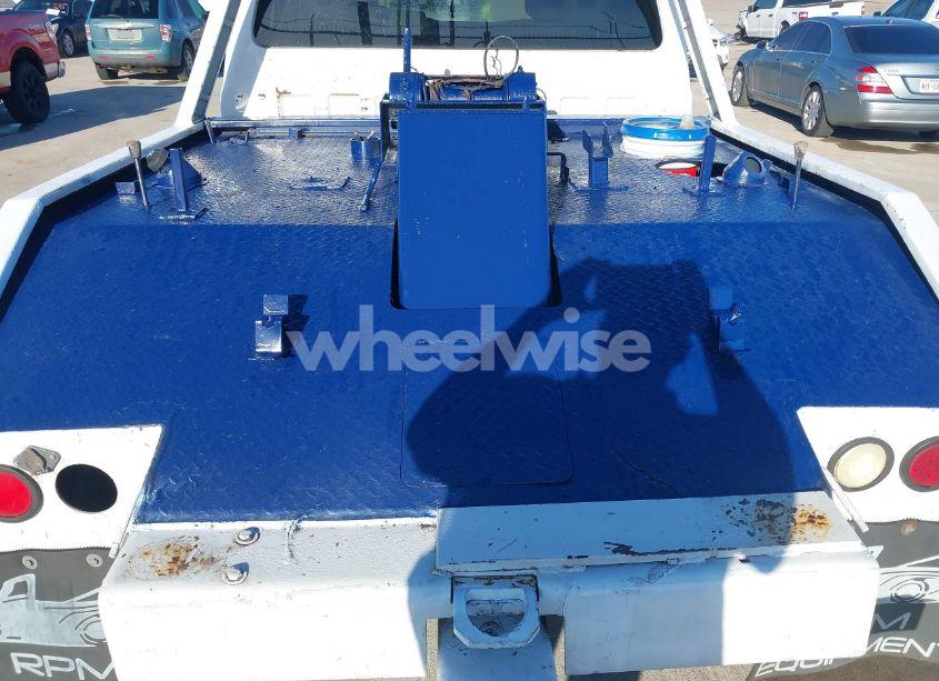 Photo 6 of 2015 Ford F-450 CHASSIS XL (VIN 1FD0X4GT6FED15055)