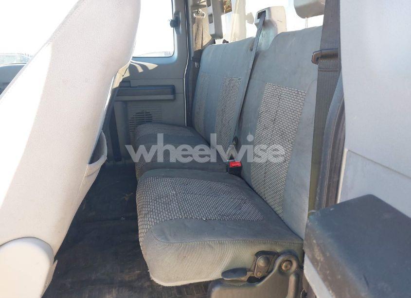 Photo 7 of 2015 Ford F-450 CHASSIS XL (VIN 1FD0X4GT6FED15055)