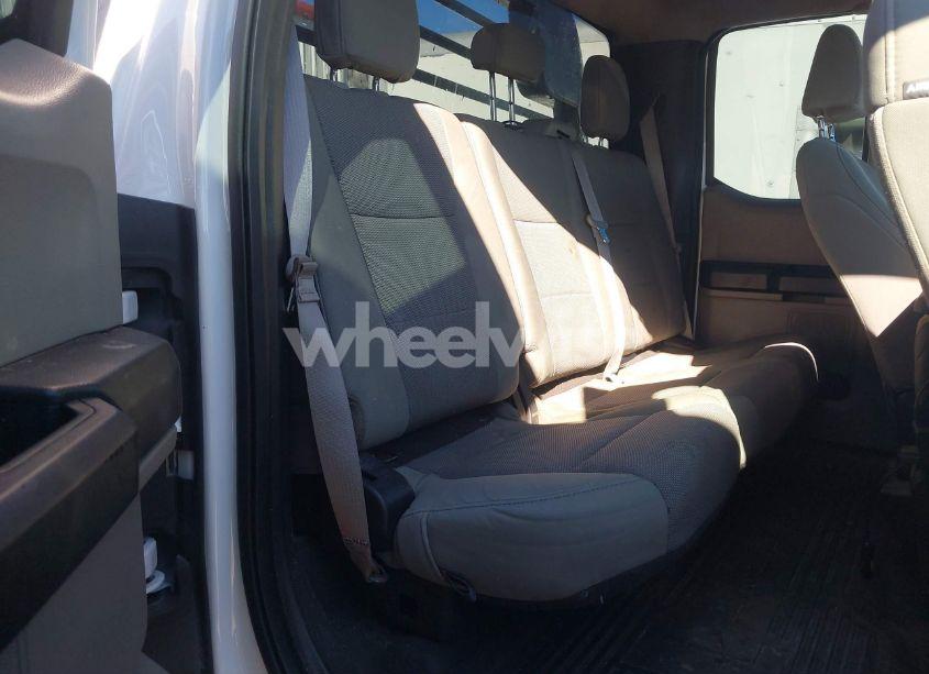 Photo 6 of 2019 Ford F-450 CHASSIS XL (VIN 1FD0X4HT7KEC31268)