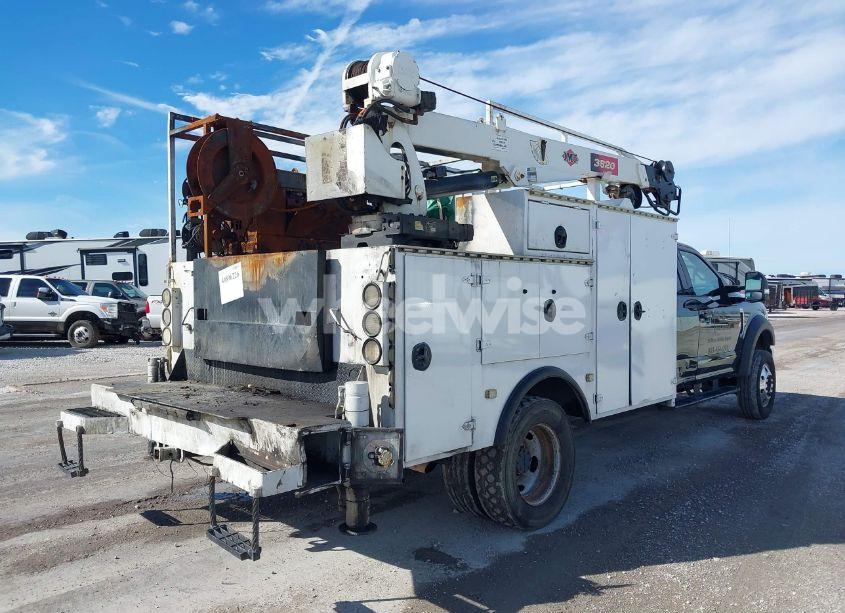 Photo 3 of 2020 Ford F-550 CHASSIS LARIAT (VIN 1FD0X5HNXLEC40118)