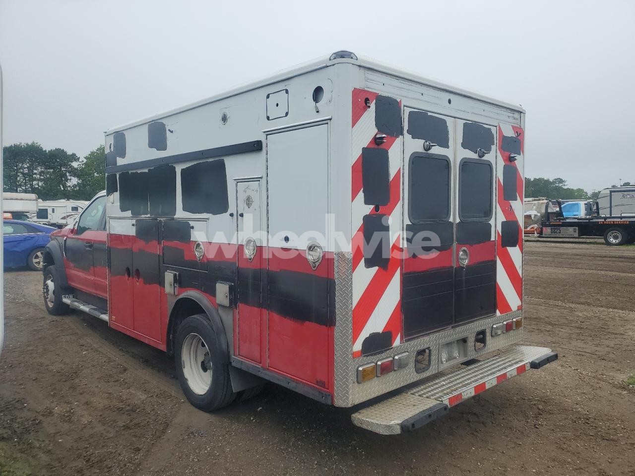 Photo 2 of 2017 FORD F550 SUPER DUTY (VIN 1FD0X5HT1HEC82148)