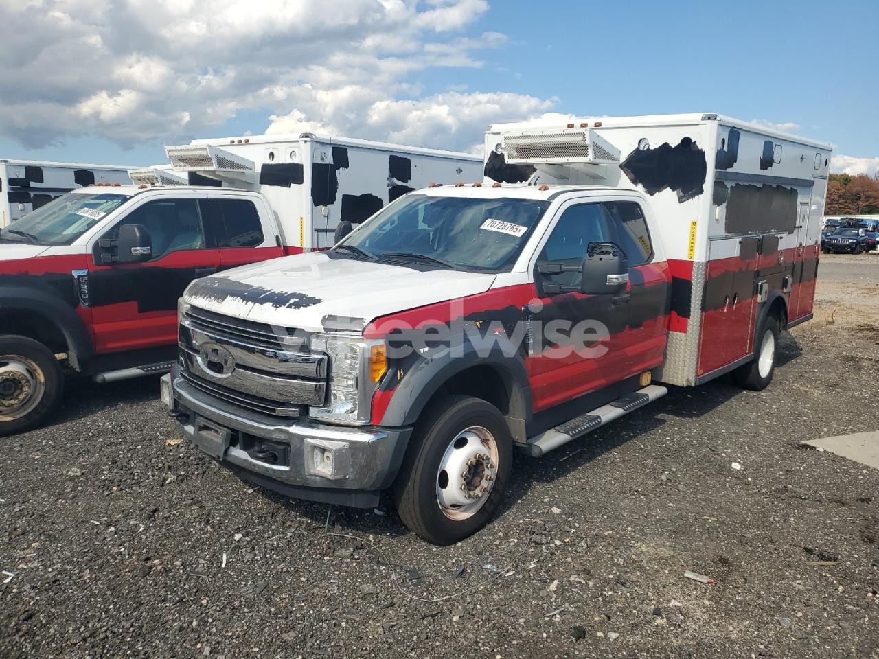 Photo 2 of 2017 FORD F550 SUPER DUTY (VIN 1FD0X5HT4HEC33400)