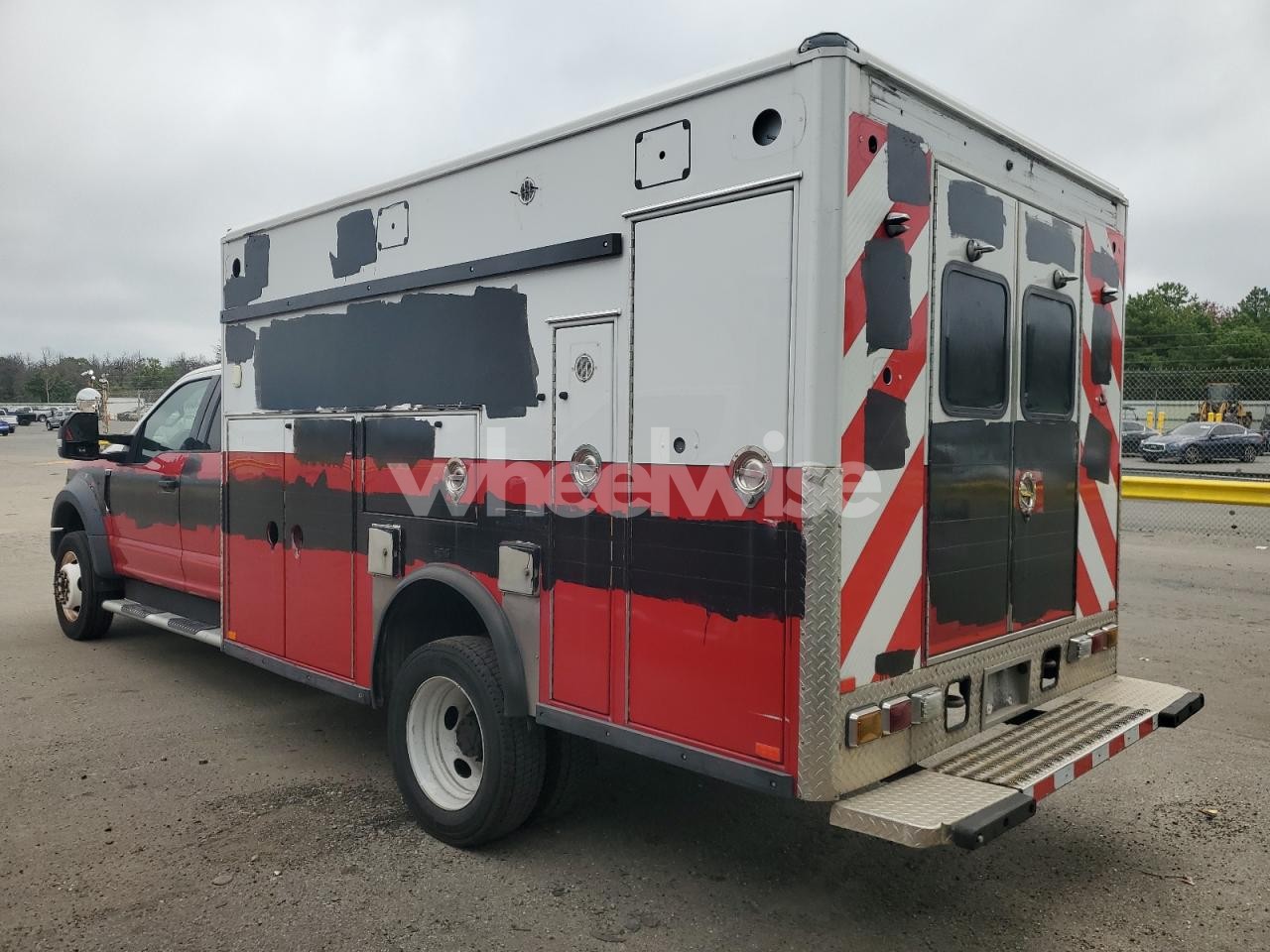 Photo 3 of 2017 FORD F550 SUPER DUTY (VIN 1FD0X5HT4HEC33400)