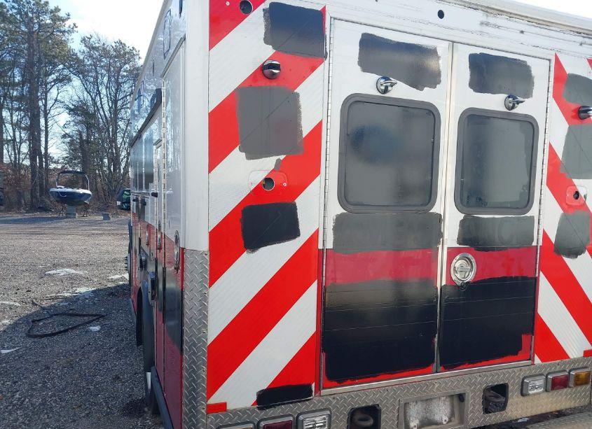 Photo 3 of 2017 Ford F-550 CHASSIS XLT (VIN 1FD0X5HT7HEB54397)