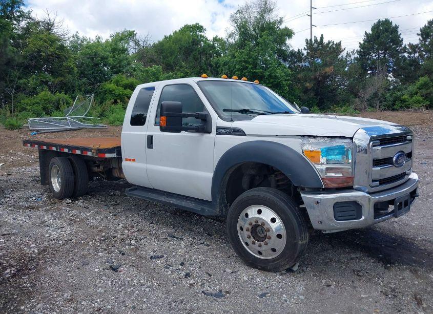 2016 Ford F-550 CHASSIS XLT (VIN 1FD0X5HY3GEB17115) main photo
