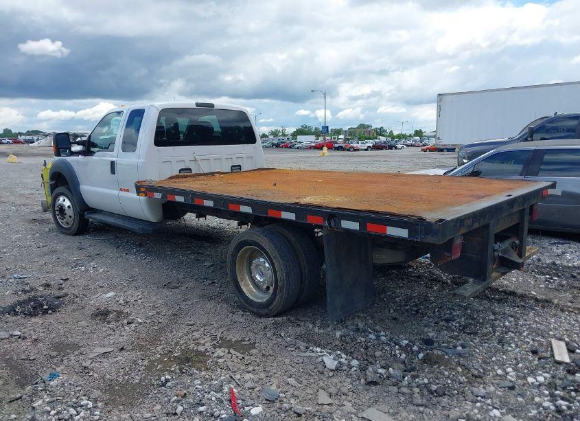 Photo 3 of 2016 Ford F-550 CHASSIS XLT (VIN 1FD0X5HY3GEB17115)