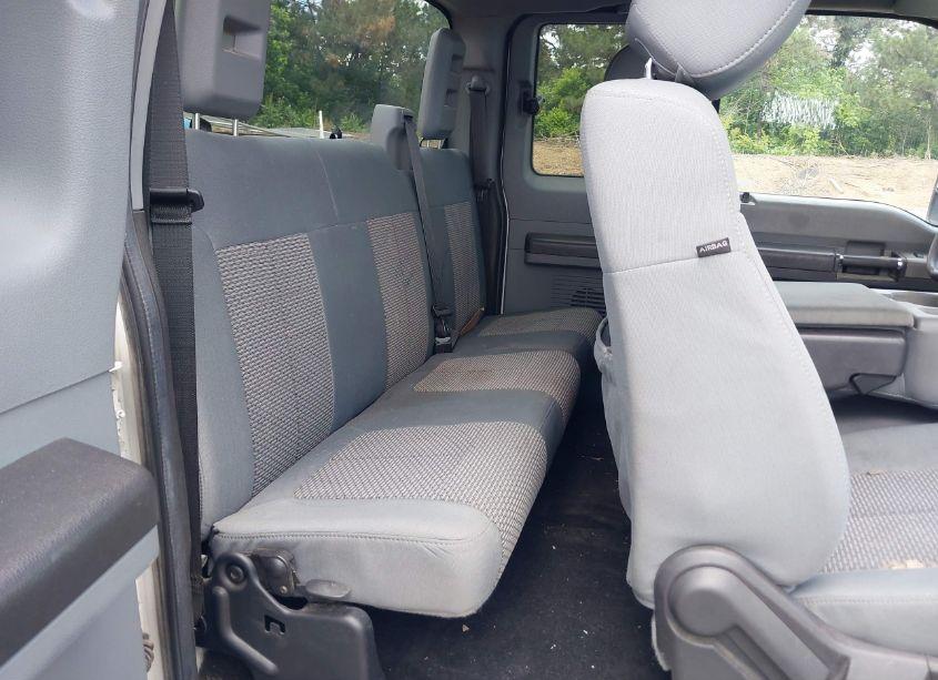 Photo 8 of 2016 Ford F-550 CHASSIS XLT (VIN 1FD0X5HY3GEB17115)