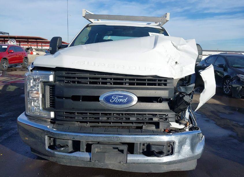 Photo 12 of 2019 Ford F-250 XL (VIN 1FD7W2A62KEF04577)