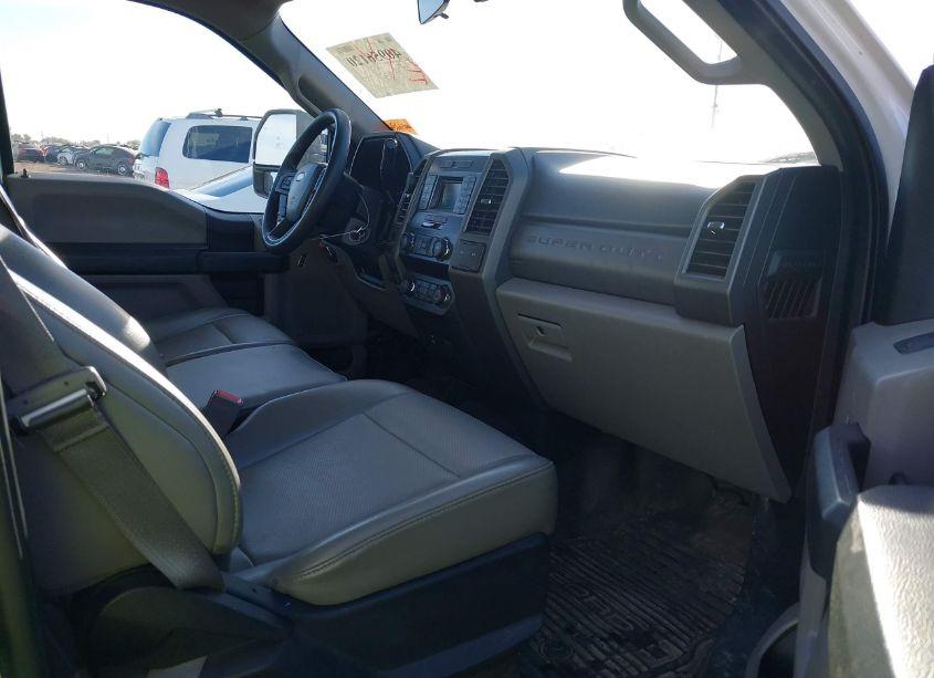 Photo 5 of 2019 Ford F-250 XL (VIN 1FD7W2A62KEF04577)