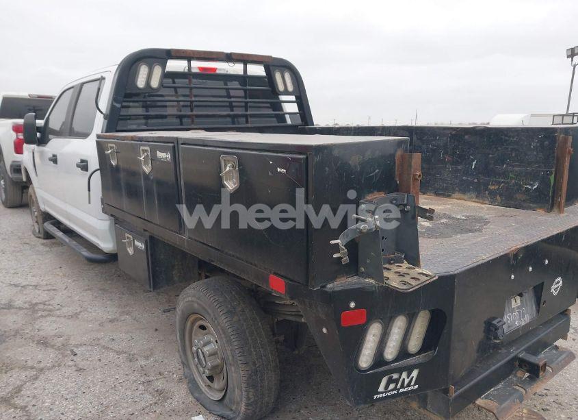 Photo 3 of 2019 Ford F-250 XL (VIN 1FD7W2B61KEG48734)