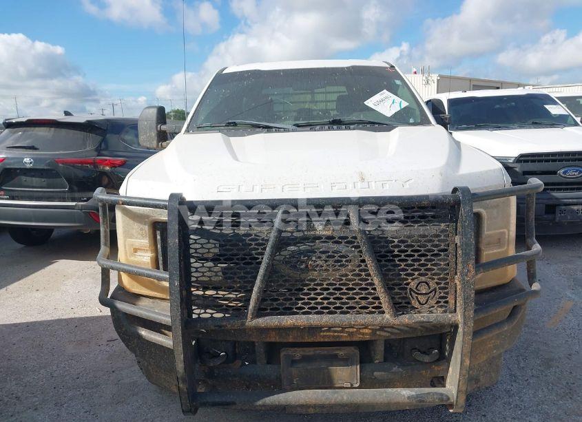 Photo 12 of 2019 Ford F-250 XL (VIN 1FD7W2B65KEG48753)