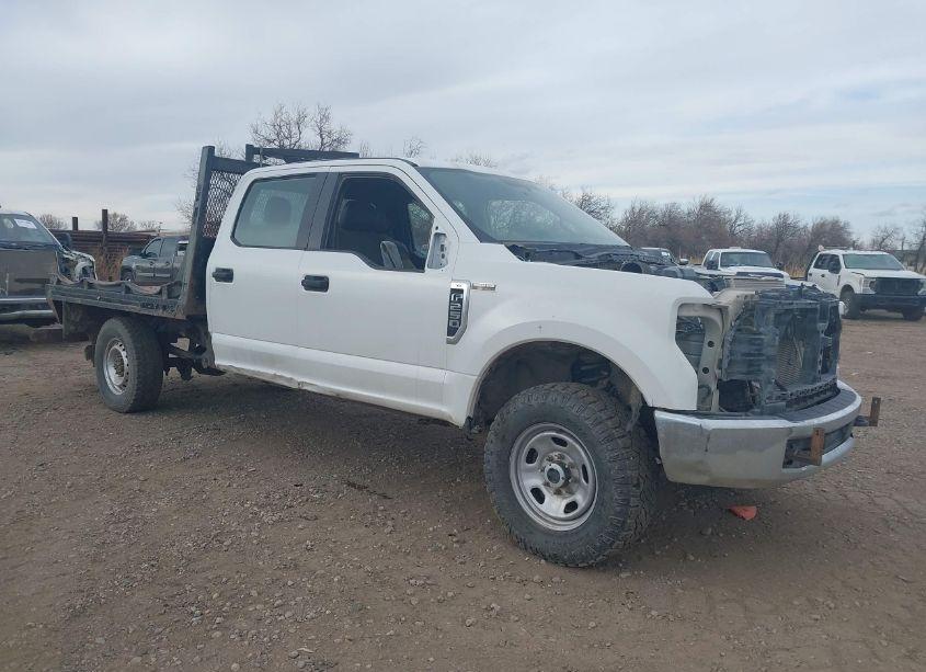 2017 Ford F-250 XL (VIN 1FD7W2B66HEC90491) main photo