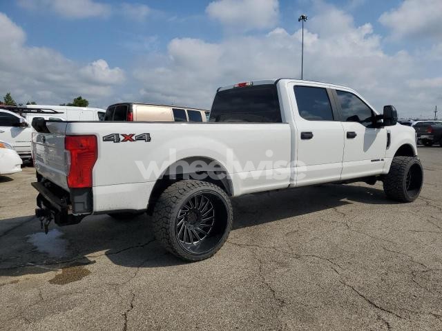 Photo 2 of 2018 FORD F250 SUPER DUTY N/A (VIN 1FD7W2BT5JEC49541)
