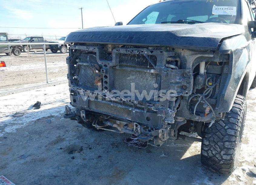 Photo 18 of 2017 Ford F-350 CHASSIS XLT (VIN 1FD7W3FT2HEE82917)