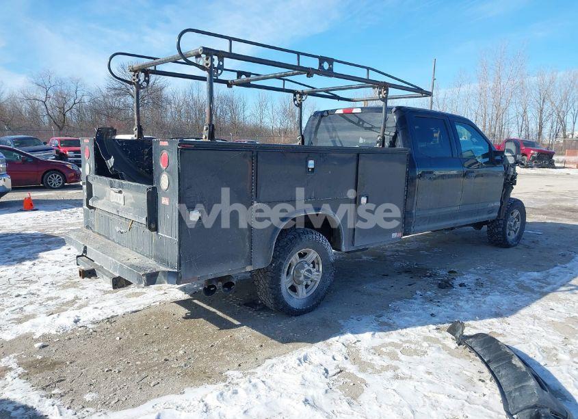 Photo 4 of 2017 Ford F-350 CHASSIS XLT (VIN 1FD7W3FT2HEE82917)