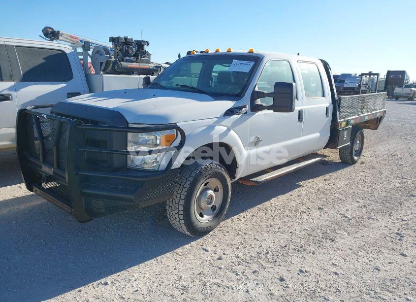 Photo 2 of 2013 Ford F-350 CHASSIS XL (VIN 1FD7W3FT8DEA09288)