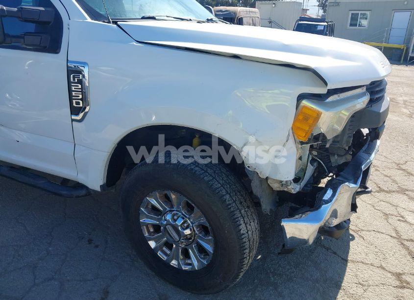 Photo 17 of 2017 Ford F-250 XL (VIN 1FD7X2A62HEB54633)