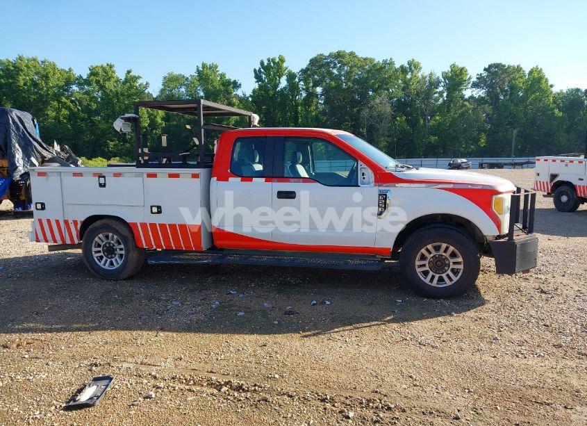 Photo 14 of 2017 Ford F-250 XL (VIN 1FD7X2A62HEC25135)