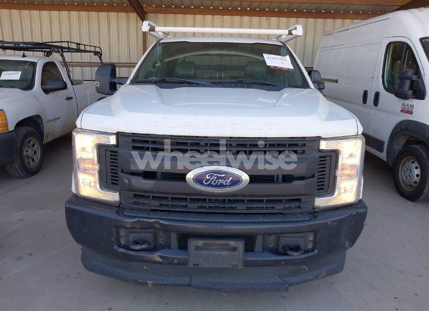 Photo 12 of 2019 Ford F-250 XL (VIN 1FD7X2A62KED56606)