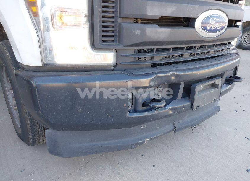 Photo 17 of 2019 Ford F-250 XL (VIN 1FD7X2A62KED56606)