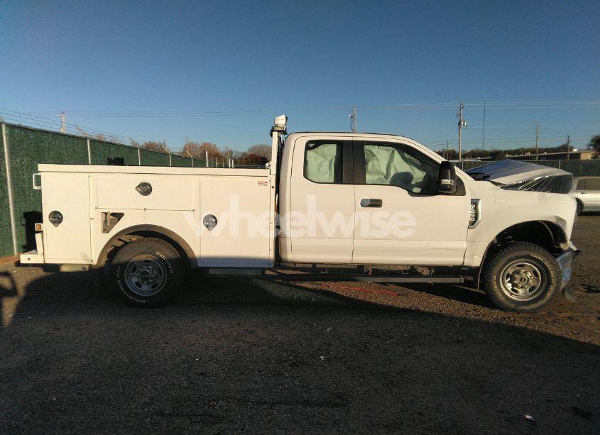 Photo 13 of 2019 Ford F-250 XL (VIN 1FD7X2B67KEE27409)