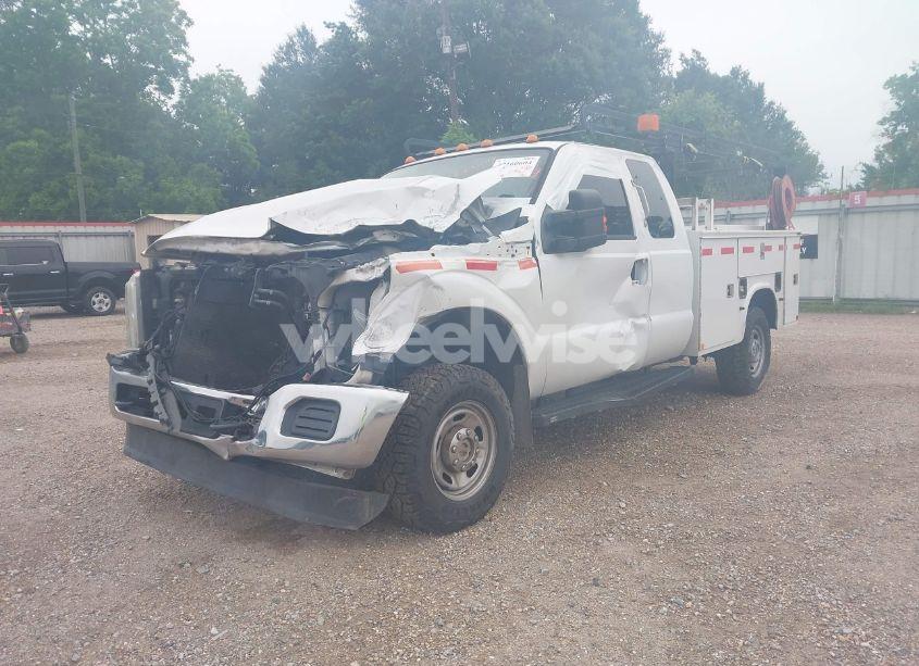 Photo 2 of 2015 Ford F-250 XL (VIN 1FD7X2B6XFEB07605)