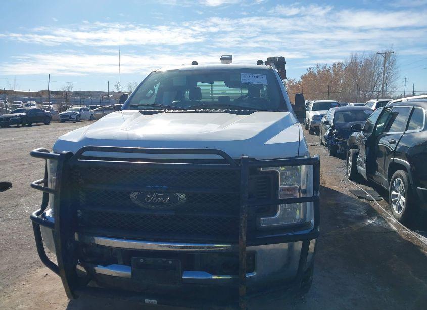 Photo 12 of 2019 Ford F-350 XL (VIN 1FD7X3B68KEC60063)