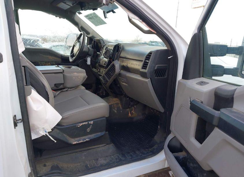 Photo 5 of 2019 Ford F-350 XL (VIN 1FD7X3B68KEC60063)